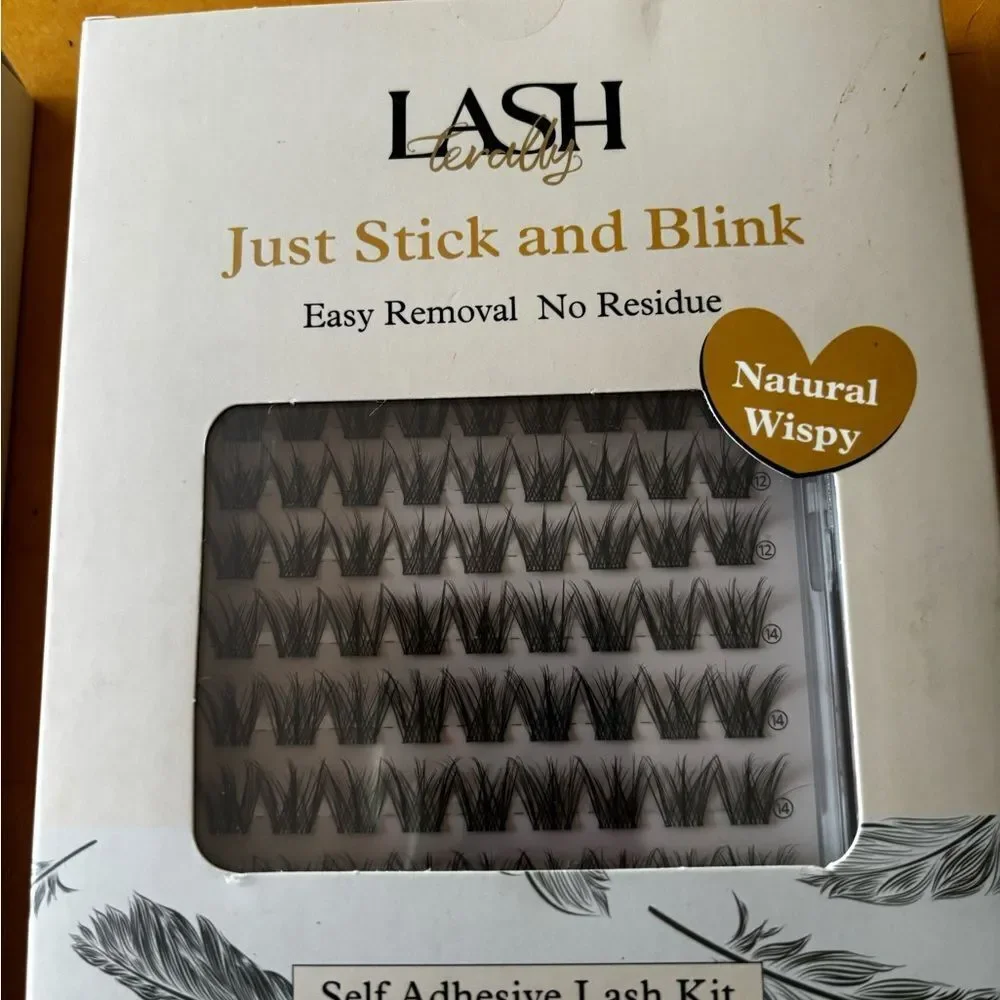 Lashterally Natural Wispy Effortless Beauty Self-Adhesive Lash Kit